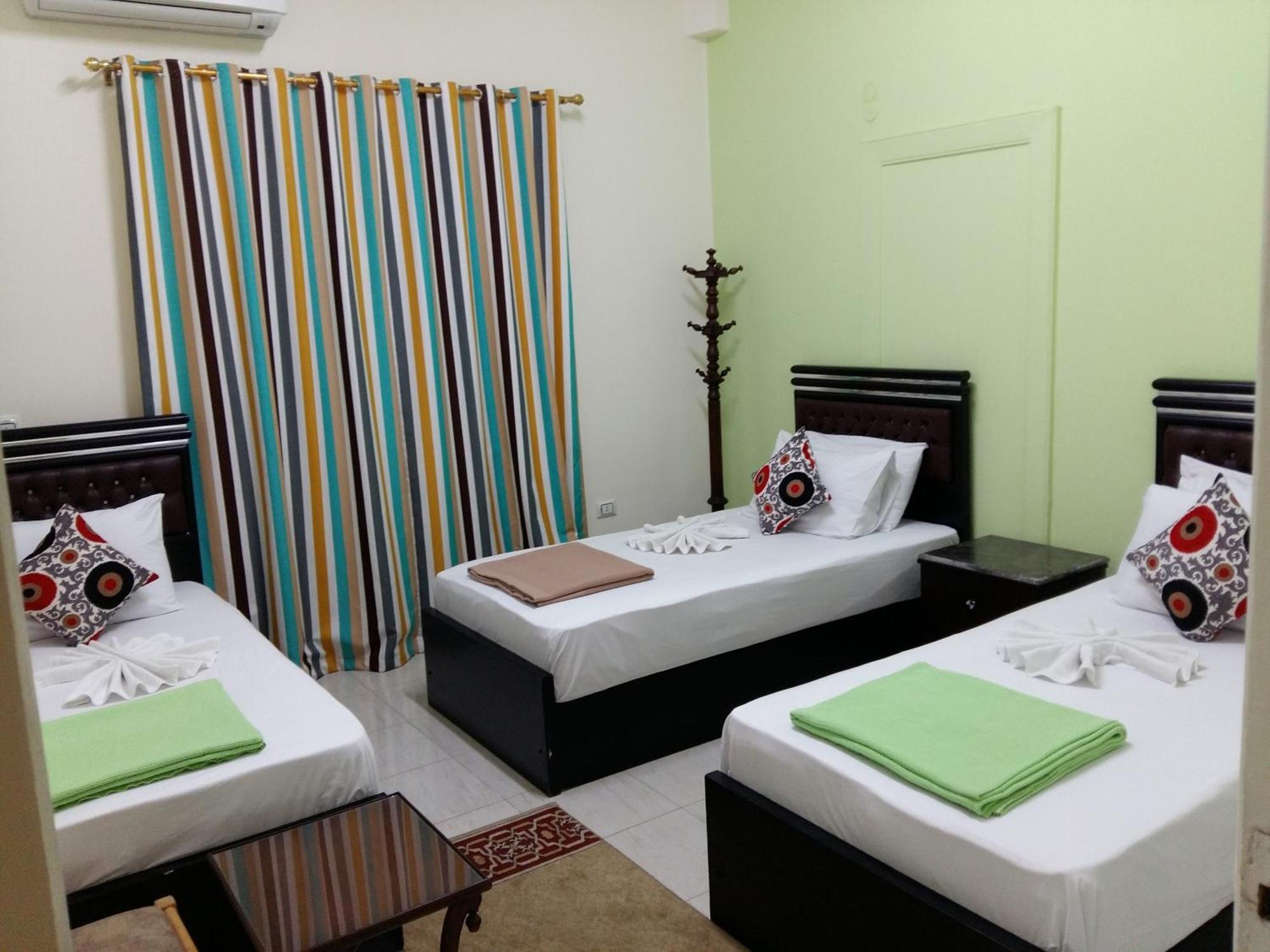Golden Star Hostel Каир Экстерьер фото
